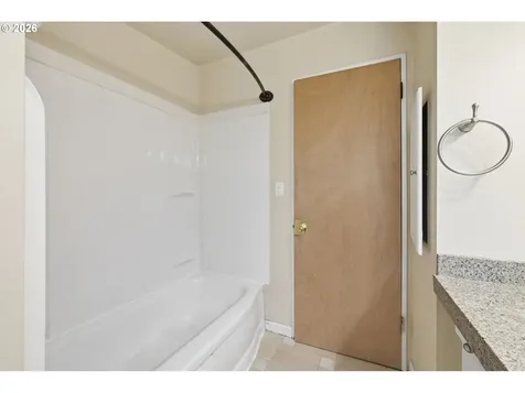 1430 Barton Street Eugene OR 97404