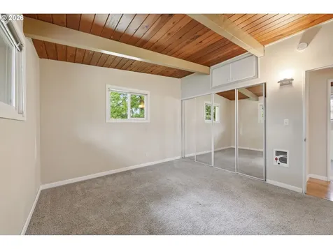 1430 Barton Street Eugene OR 97404