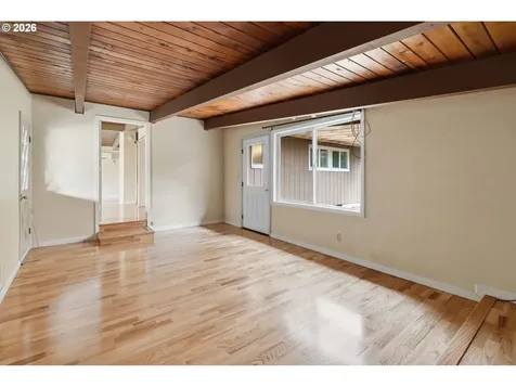 1430 Barton Street Eugene OR 97404