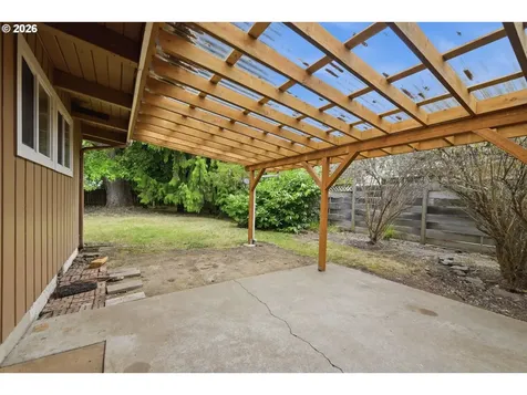 1430 Barton Street Eugene OR 97404