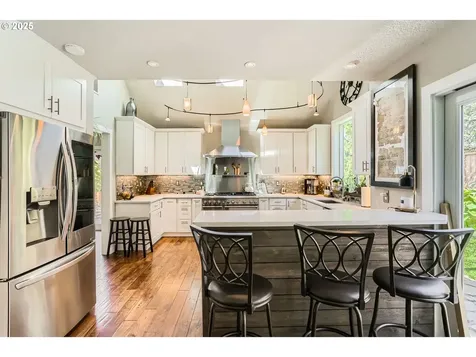 5290 SW Greenwood Circle Tualatin OR 97062