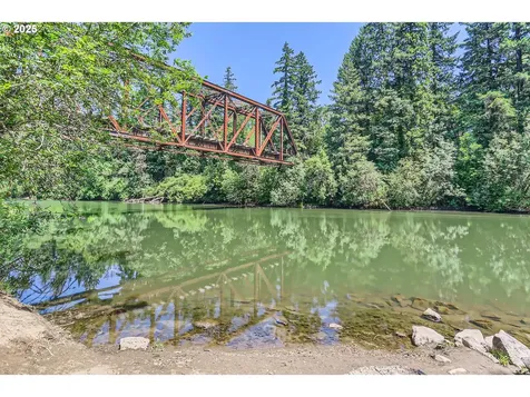 5290 SW Greenwood Circle Tualatin OR 97062