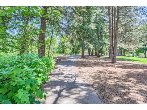 5290 SW Greenwood Circle Tualatin OR 97062
