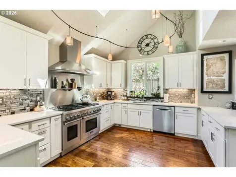 5290 SW Greenwood Circle Tualatin OR 97062
