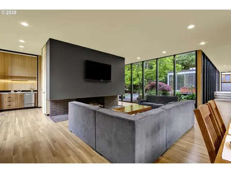 1990 Parkside Drive Eugene OR 97403