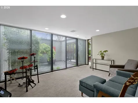 1990 Parkside Drive Eugene OR 97403