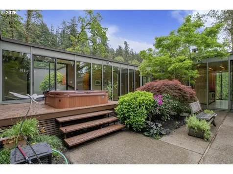 1990 Parkside Drive Eugene OR 97403