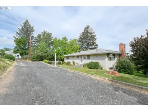 615 SW Isaac Lane Pendleton OR 97801