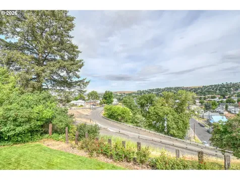615 SW Isaac Lane Pendleton OR 97801