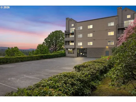 4320 S Corbett Avenue Portland OR 97239
