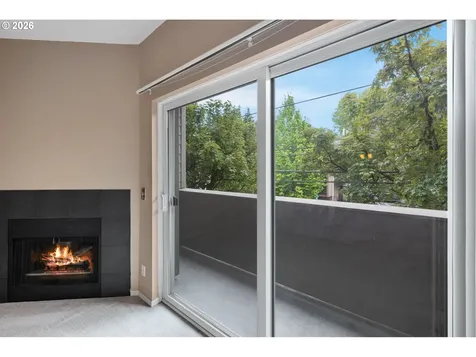 4320 S Corbett Avenue Portland OR 97239