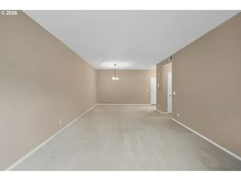 4320 S Corbett Avenue Portland OR 97239