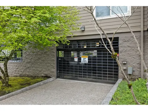4320 S Corbett Avenue Portland OR 97239