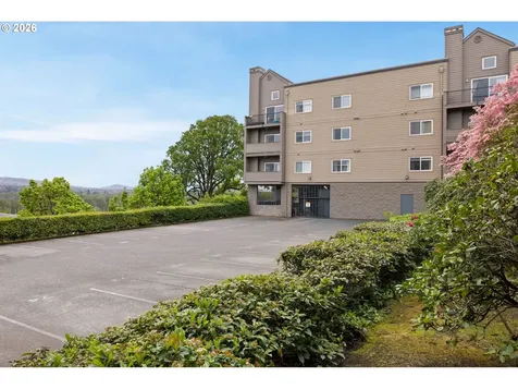 4320 S Corbett Avenue Portland OR 97239