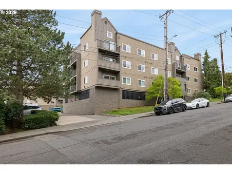 4320 S Corbett Avenue Portland OR 97239