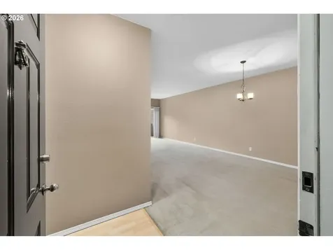 4320 S Corbett Avenue Portland OR 97239