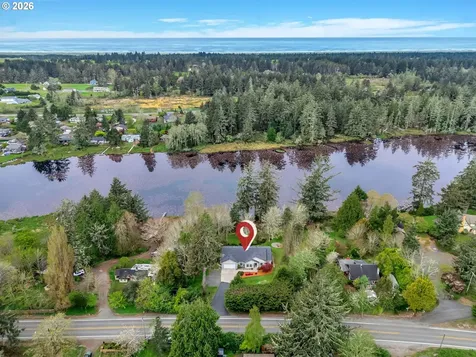 92018 Highway 104 Warrenton OR 97146