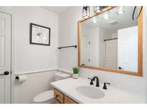 652 Sitka Deer Court NW Salem OR 97306