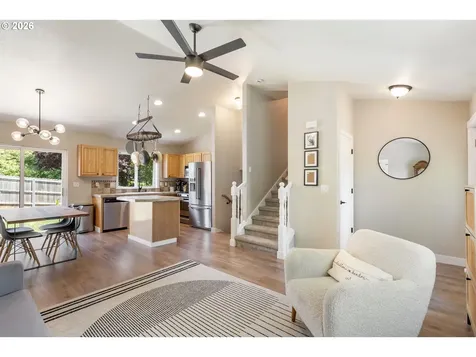 652 Sitka Deer Court NW Salem OR 97306