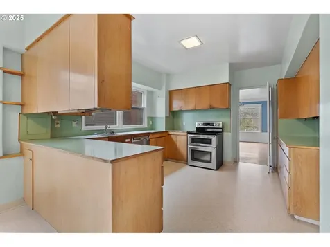 3546 NE 27th Avenue Portland OR 97212