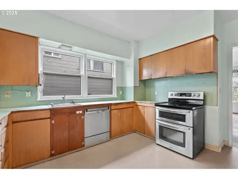 3546 NE 27th Avenue Portland OR 97212