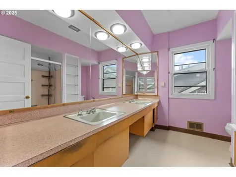 3546 NE 27th Avenue Portland OR 97212