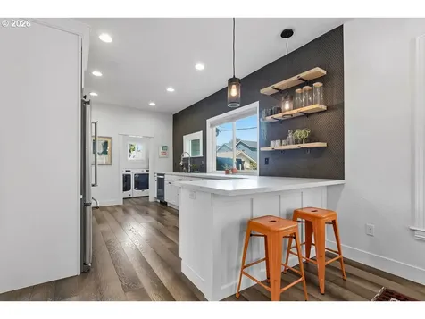 6207 NE 12th Avenue Portland OR 97211