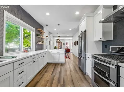 6207 NE 12th Avenue Portland OR 97211