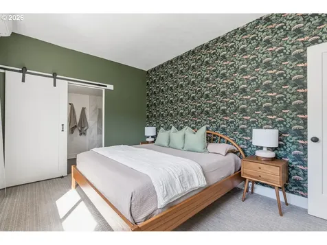 6207 NE 12th Avenue Portland OR 97211