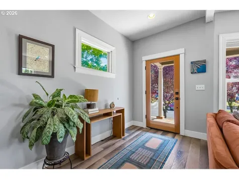 6207 NE 12th Avenue Portland OR 97211