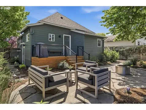 6207 NE 12th Avenue Portland OR 97211