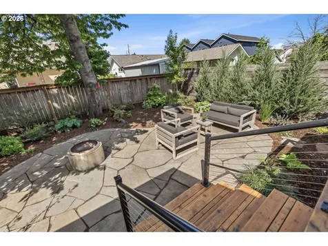 6207 NE 12th Avenue Portland OR 97211