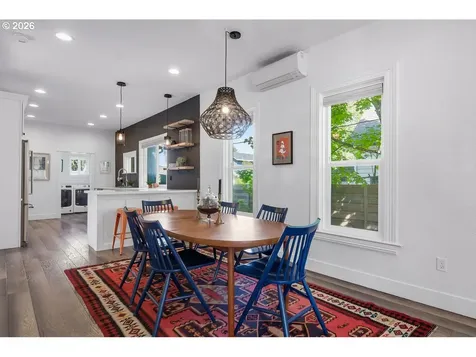 6207 NE 12th Avenue Portland OR 97211