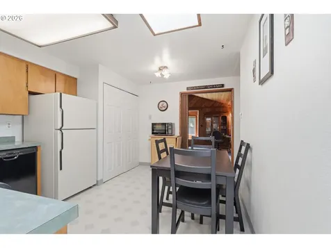 19654 SW Murphy Street Beaverton OR 97078