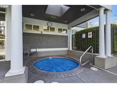 520 SE Columbia River Drive Vancouver WA 98661