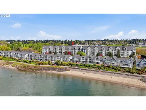 520 SE Columbia River Drive Vancouver WA 98661