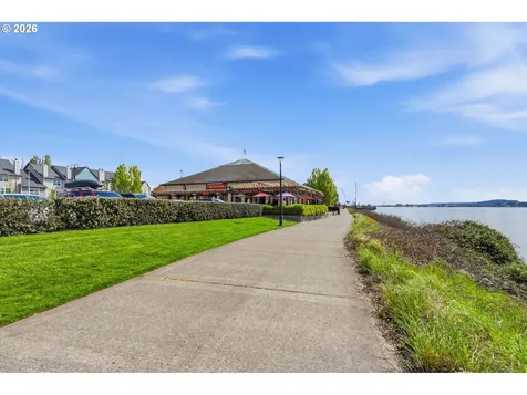 520 SE Columbia River Drive Vancouver WA 98661