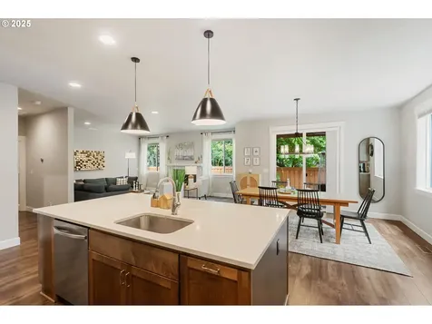 3466 N Holladay Street Cornelius OR 97124