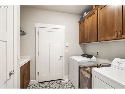 3466 N Holladay Street Cornelius OR 97124