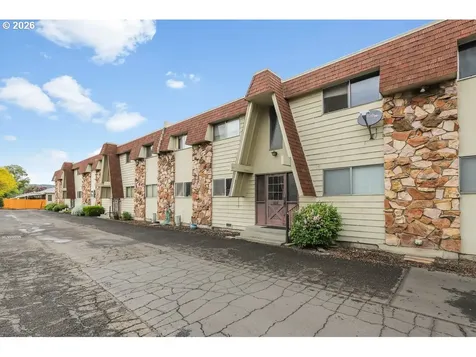 1622 E 9th Street The Dalles OR 97058