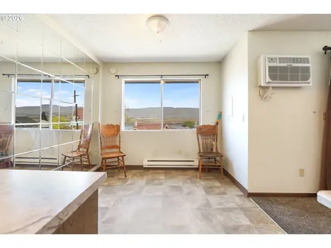 1622 E 9th Street The Dalles OR 97058