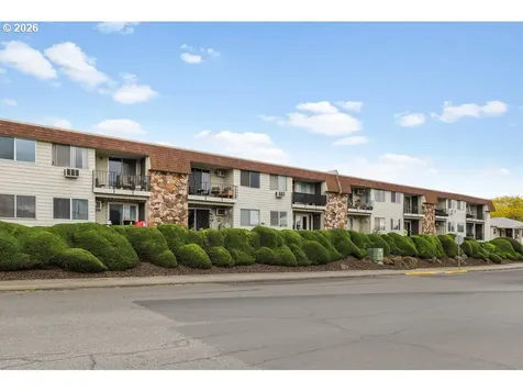 1622 E 9th Street The Dalles OR 97058