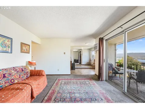 1622 E 9th Street The Dalles OR 97058