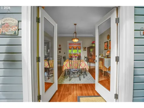2123 15th Avenue Forest Grove OR 97116