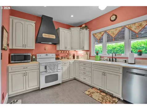2123 15th Avenue Forest Grove OR 97116