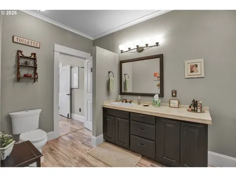 2123 15th Avenue Forest Grove OR 97116