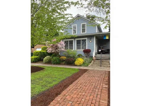2123 15th Avenue Forest Grove OR 97116