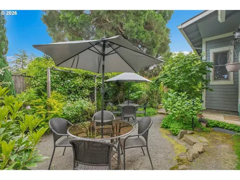 2123 15th Avenue Forest Grove OR 97116