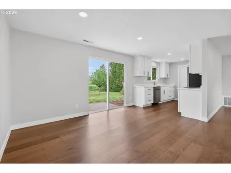 553 Elm Street Jefferson OR 97352
