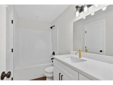 553 Elm Street Jefferson OR 97352